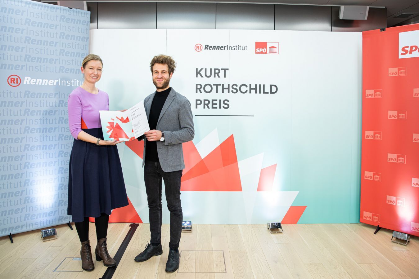 Philip Rathgeb receiving the Kurt Rothschild Prize